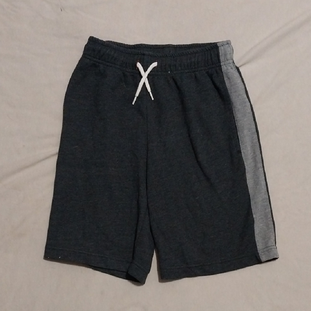 Circo Charcoal Gray Shorts with Light Gray Accent 8/10